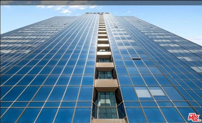 Building Photo - 1100 Wilshire Blvd