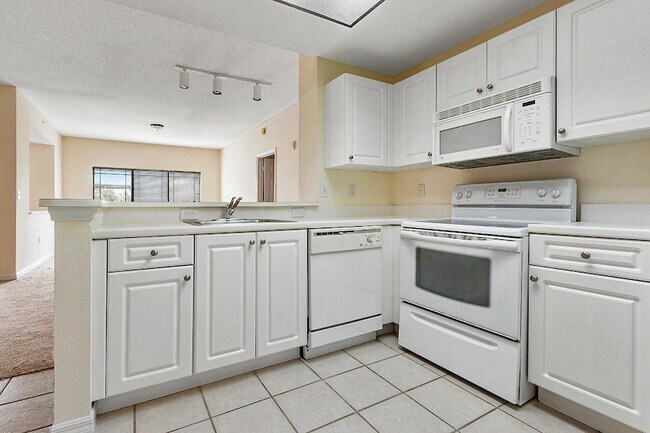 Building Photo - 2917 Tuscany Ct