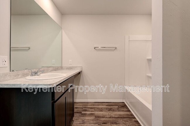 Building Photo - 504 Old Hickory Ln