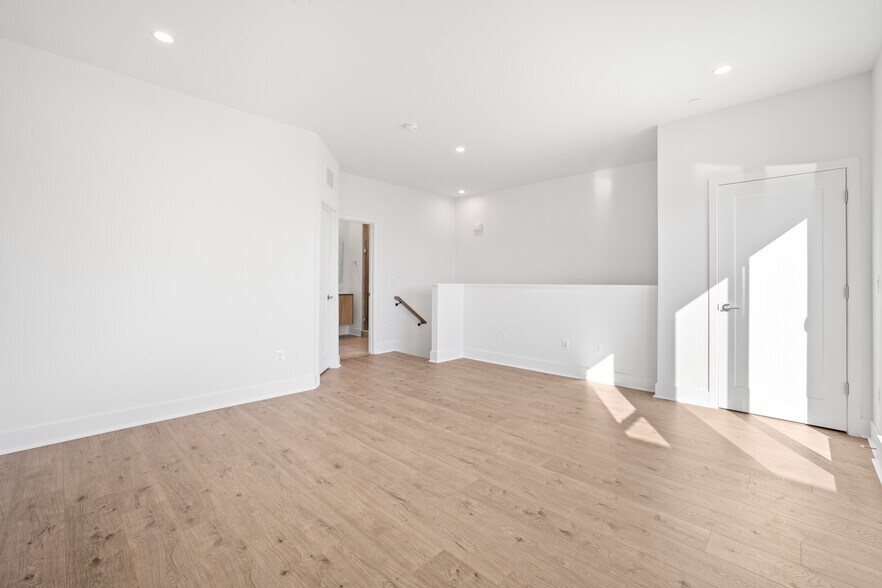Loft Living Room - 5504 Topaz Ln