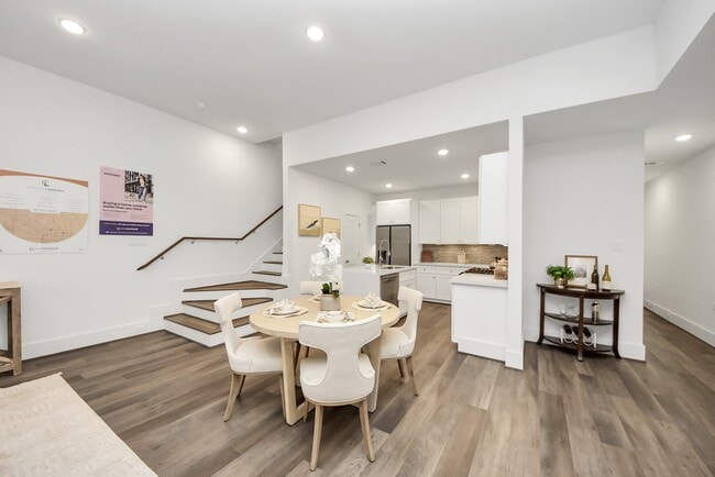 Building Photo - 7502 B Carver Rd