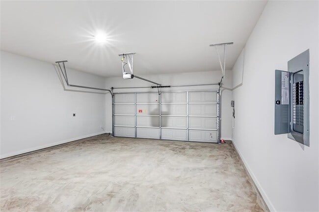 Building Photo - 2066 Alice Jay Wy