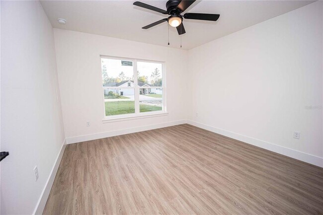 Building Photo - 8765 SE 160th Pl