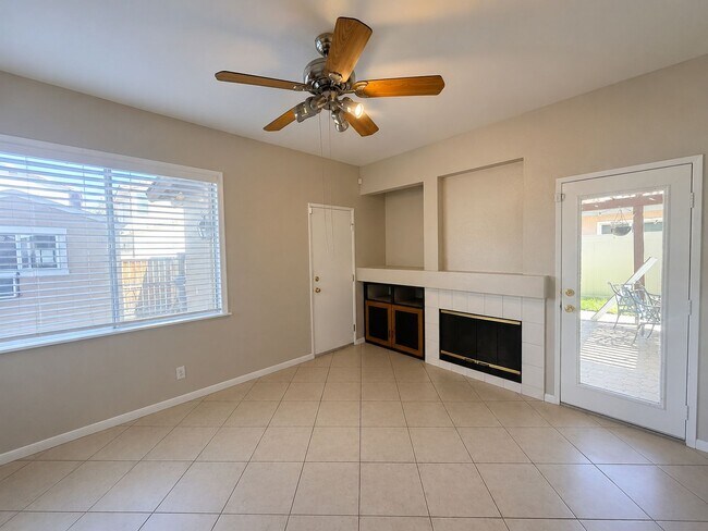 Building Photo - Beautiful and Cozy Home in Temecula