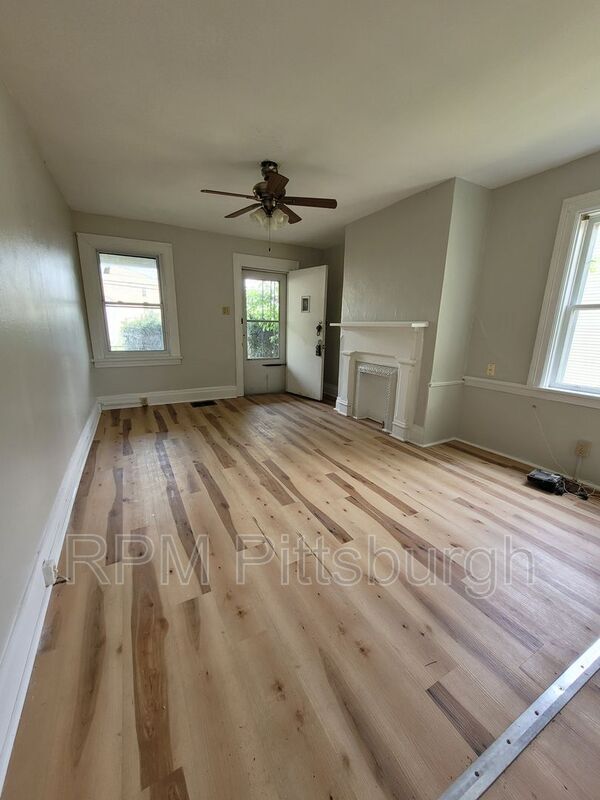 935 Center Ave 935 Center Ave Blawnox PA 15238 Apartment Finder