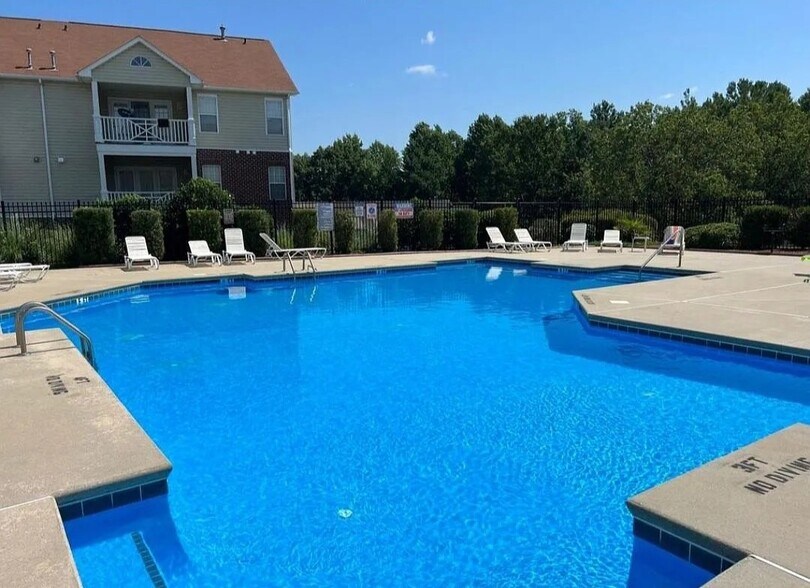 Building Photo - 360 Bubble Creek Ct