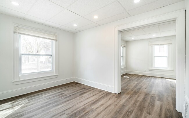 Building Photo - 2955 N 17th St