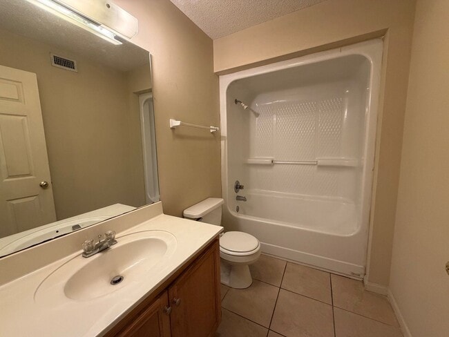Interior Photo - Peak Apartments
