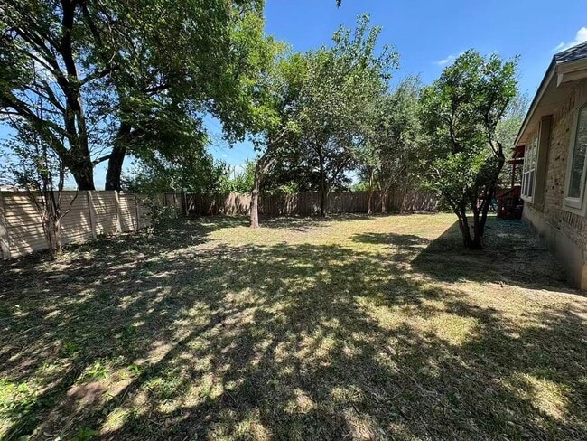 Building Photo - 1837 Maize Bend Dr