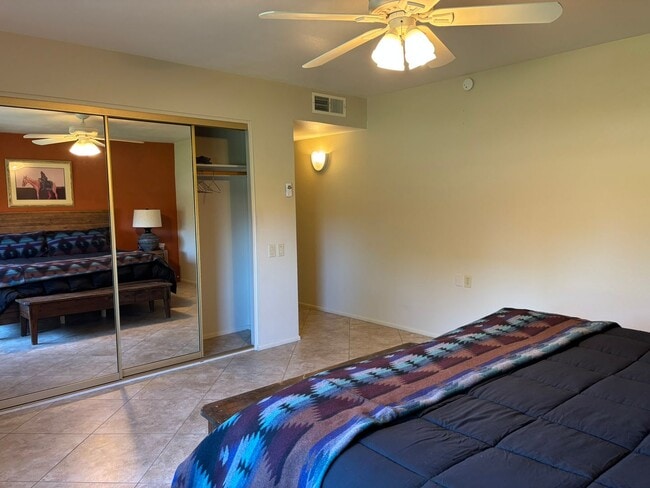 Building Photo - 421 Leisure World