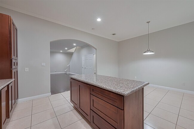 Building Photo - 15415 Addicks Stone Dr