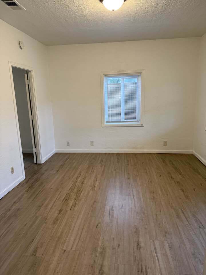 Building Photo - 677 Almond St