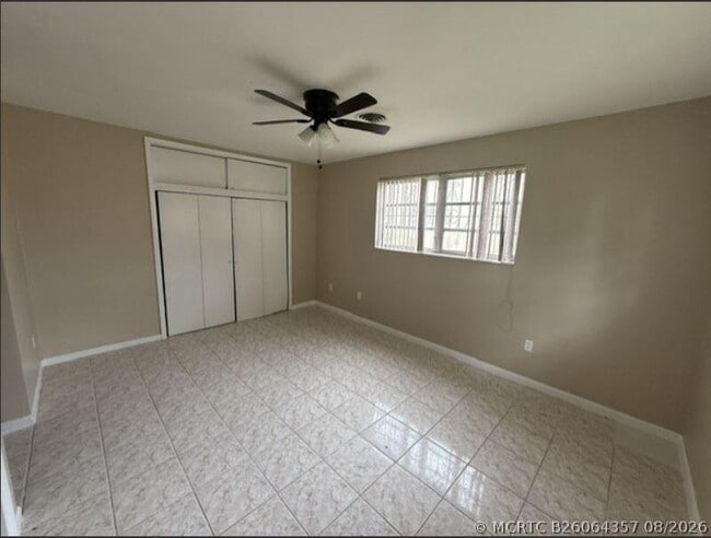Building Photo - 16980 N Miami Ave