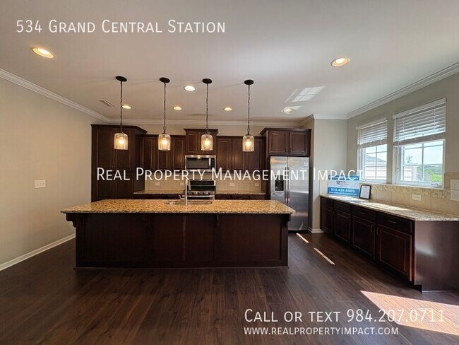 Building Photo - 534 Grand Central Sta