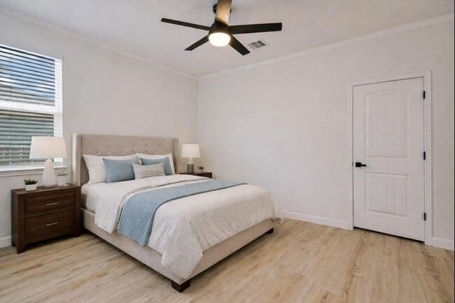 Building Photo - 507 Bluffview Dr.