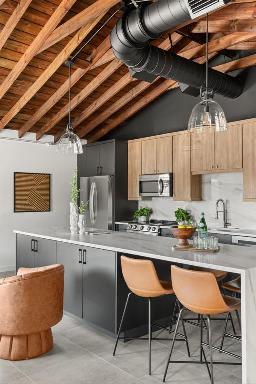 Building Photo - 870 Carver St