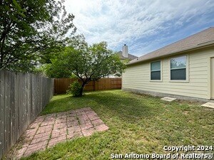Building Photo - 213 Lakota Ct