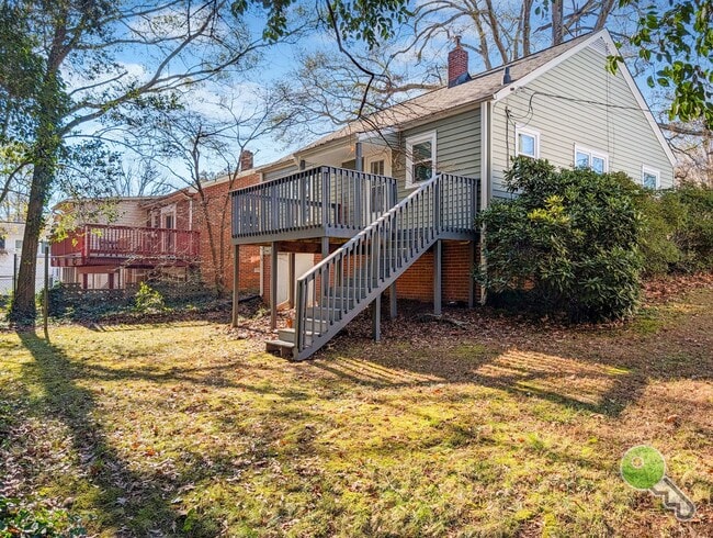 Building Photo - Charming Updated 2BR Home Near Downtown Greenville