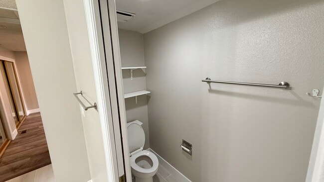 Building Photo - 2685 S Dayton Way