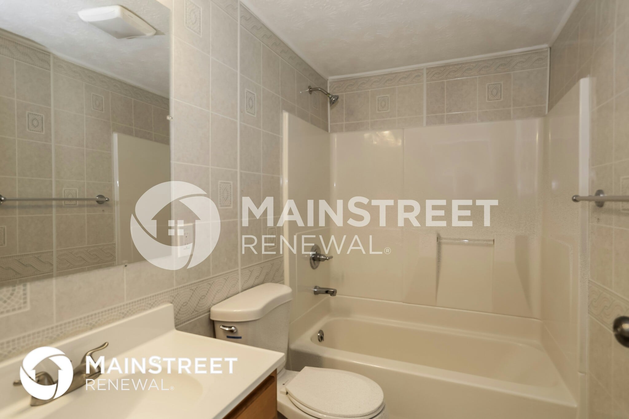 Building Photo - 3985 Yukon Ave