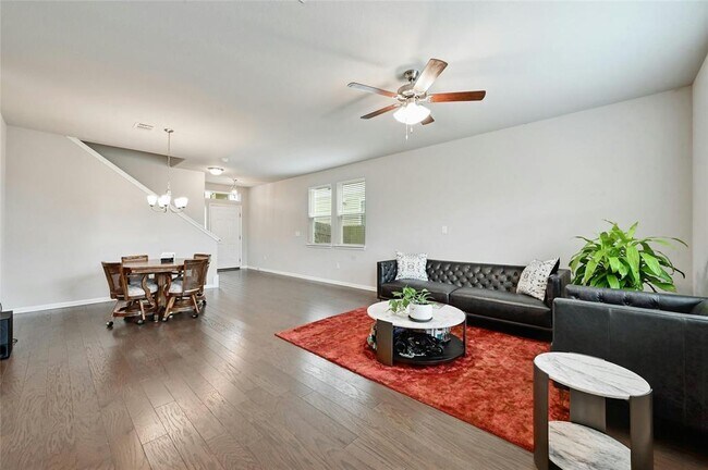 Building Photo - 6401 Arbor Crest Ln