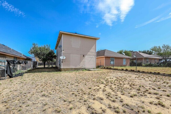 Building Photo - 4203 Marla Dr