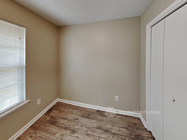 Building Photo - 12565 Goldberry Ct