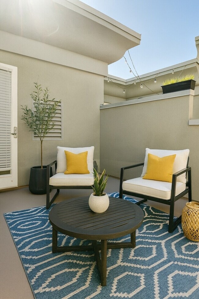 Building Photo - 1465 C St