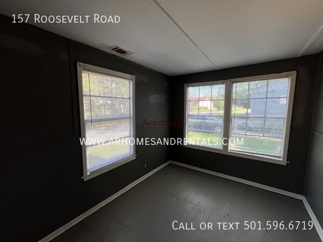 Building Photo - 157 Roosevelt Rd