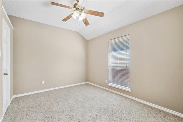 Building Photo - 4812 Highlands Dr