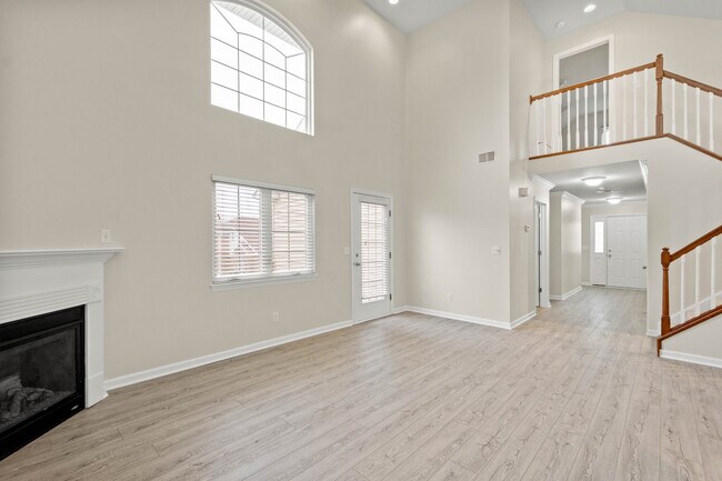 Family room view two main entrance - 74 Nicholas Dr