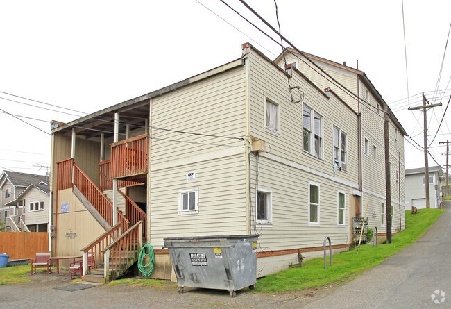 Building Photo - 3111 Lombard Ave