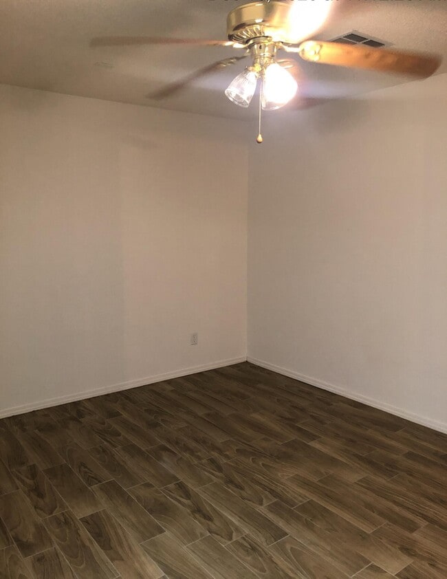 Building Photo - 12126 St Crispin Ave