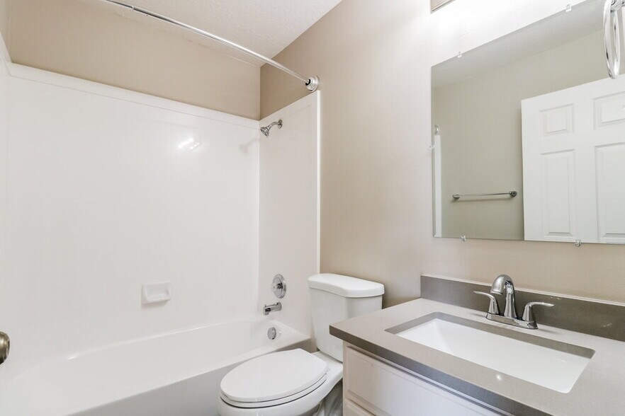 Building Photo - 7477 Mesa Maple Dr
