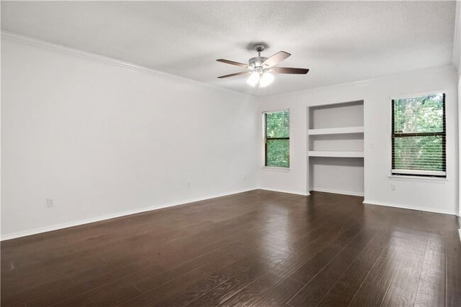 Building Photo - 1312 Old Hammond Chase