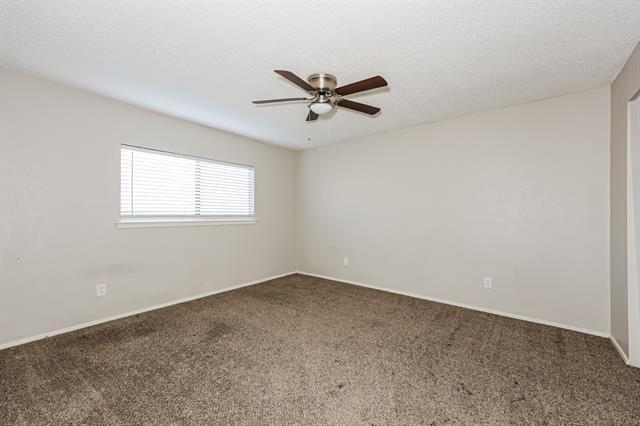 Building Photo - 309 Deacon Dr