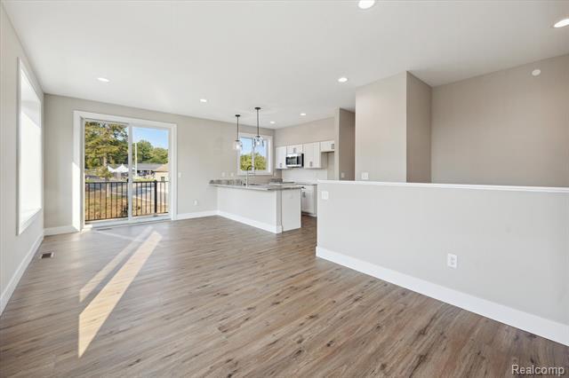 Building Photo - 8120 Allor Lndg