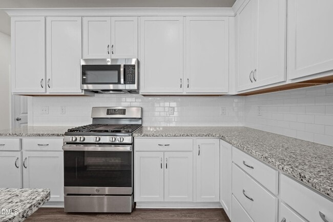 Building Photo - 1033 Heartstone Wy