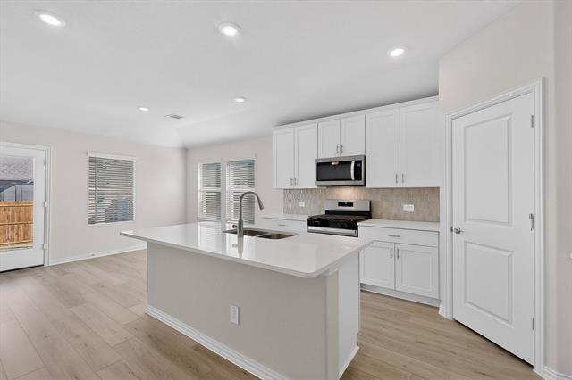 Building Photo - 504 Tidal Dr