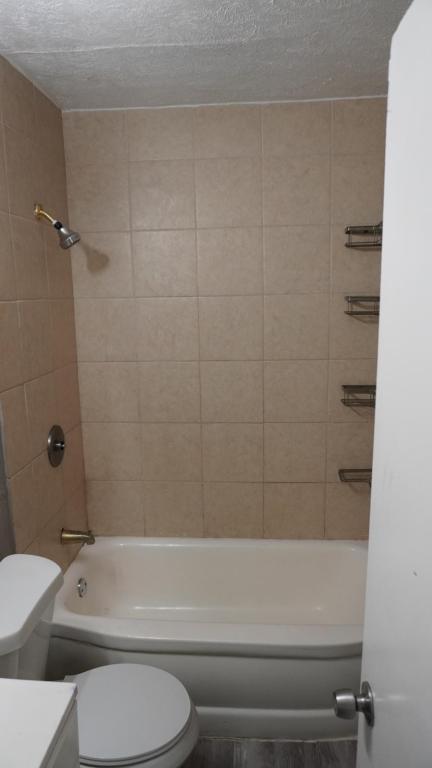 Building Photo - 14009 Cimarron Dr