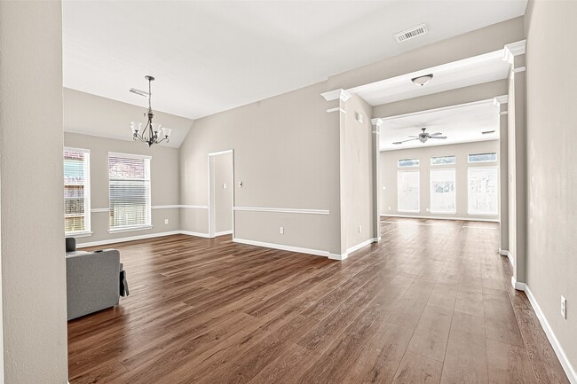 Building Photo - 22523 Cascade Springs Dr