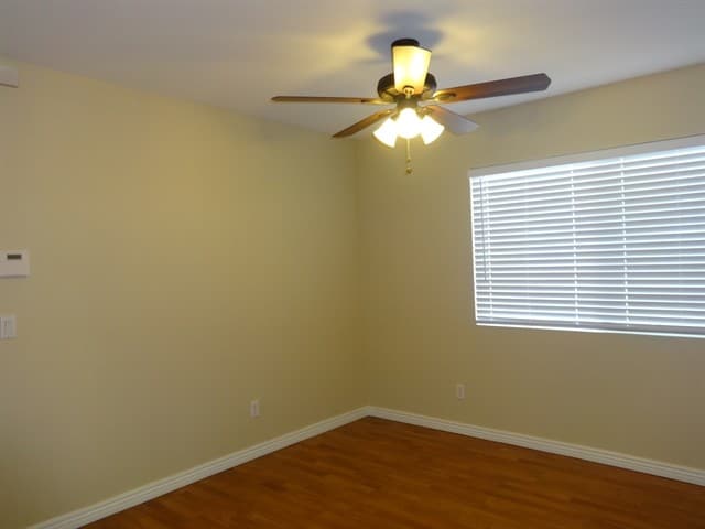 Building Photo - 3501 N 106th Ln