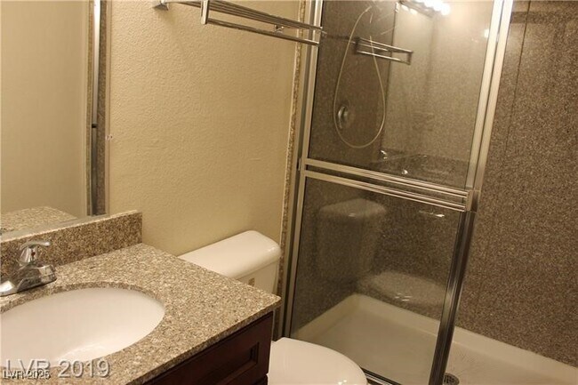 Building Photo - 4401 Alexis Dr