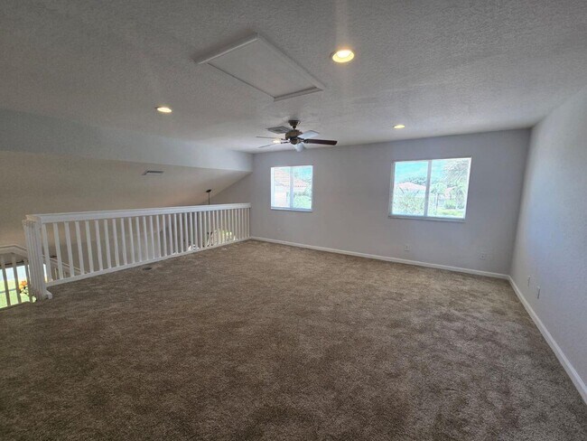 Building Photo - 9310 Silver Glen Way