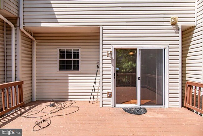 Building Photo - 45527 Grand Central Sq