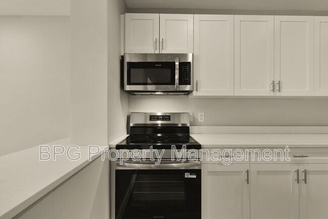 Building Photo - 1710 37th St NW