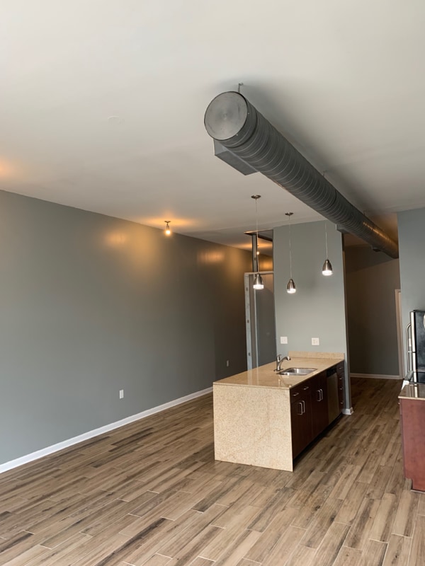 Building Photo - 2263 Young Ave