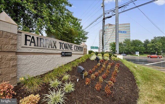 Building Photo - 3970 Burning Bush Ct