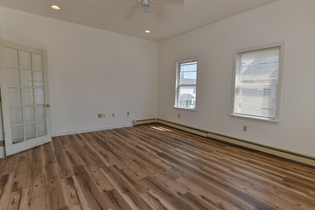 Building Photo - 42 E Locust St