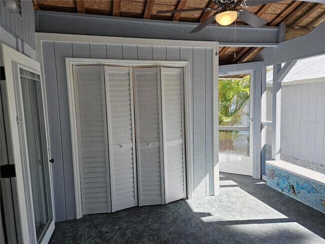 Building Photo - 8229 Cypress Rd